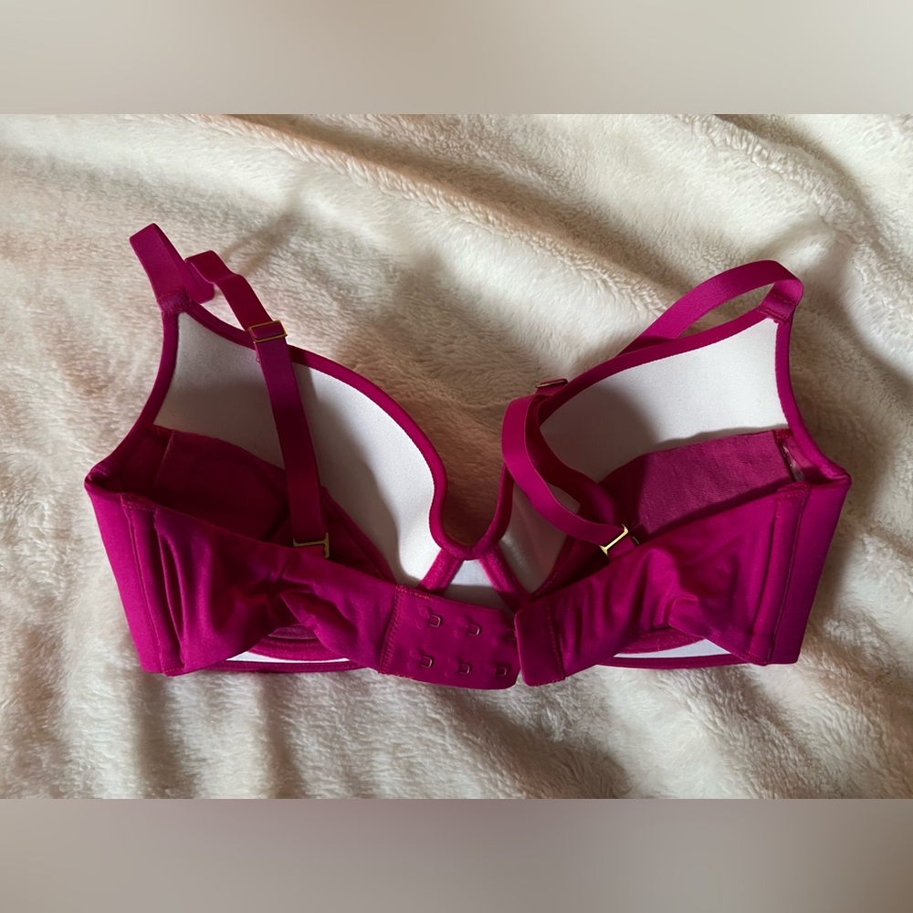 Huit T Shirt Bra 30D - Picture 7 of 11